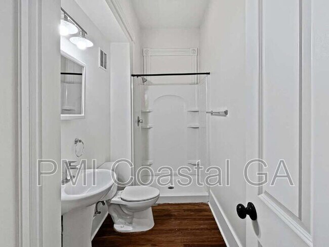 Building Photo - 1313 Whitaker St