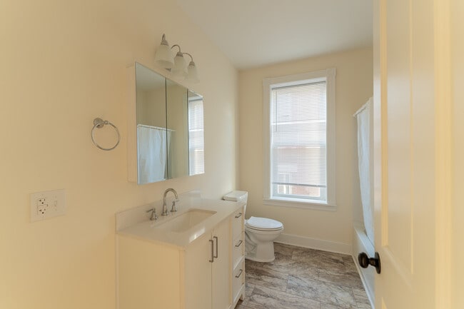 Building Photo - 81 North Ave