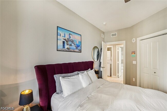 Building Photo - 5781 Cape Harbour Dr