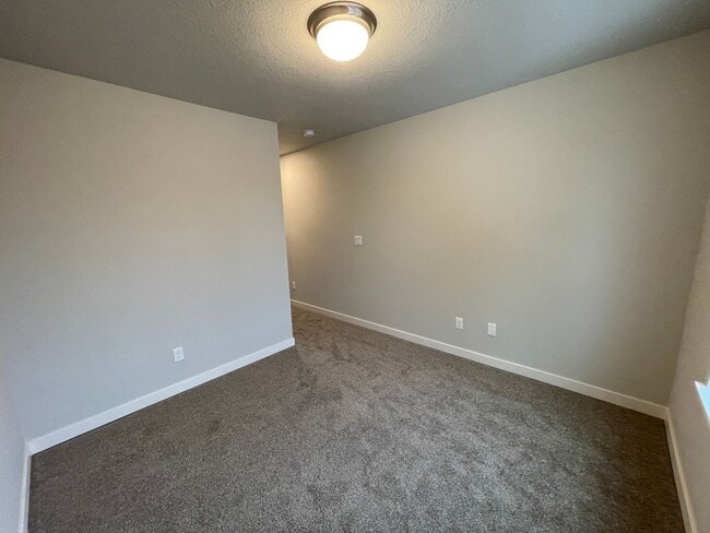 Building Photo - Modern 3b/2ba Energy Star Certified Home In Lentz