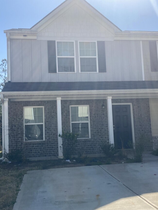 Primary Photo - 2545 Piering Dr