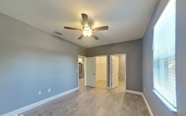 Building Photo - Charming 3BR House in Tampa