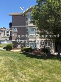 Building Photo - 2120 W 2120 N