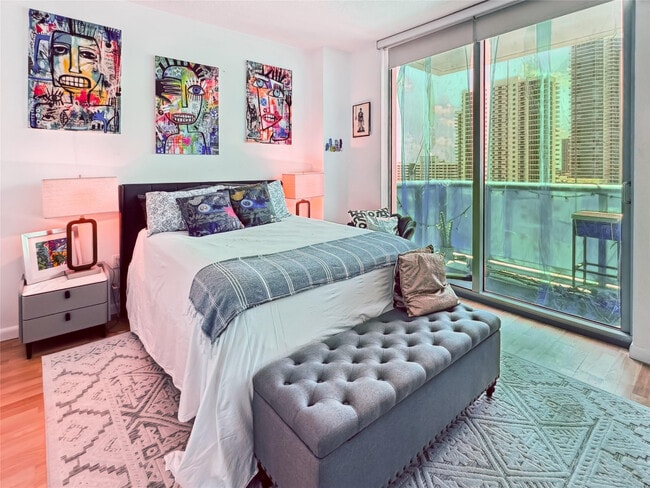 Building Photo - 333 NE 24th St