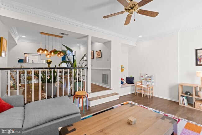 Building Photo - 6515 River Tweed Ln