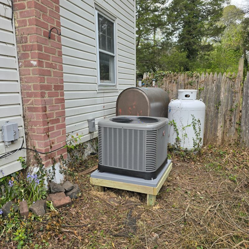 Building Photo - 21676 N Essex Dr