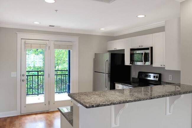Building Photo - 1855 Candlewood Ct