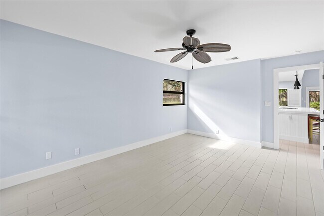 Building Photo - 3937 Arelia Dr