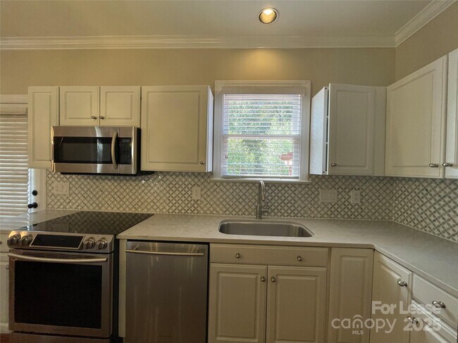 Building Photo - 2617 Greyabby Ct