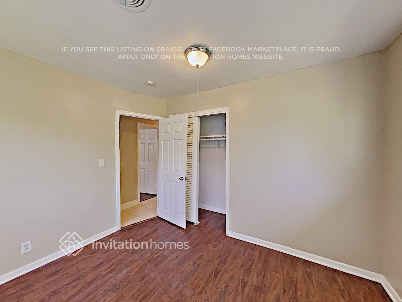 Building Photo - 2240 NE 62nd Ct