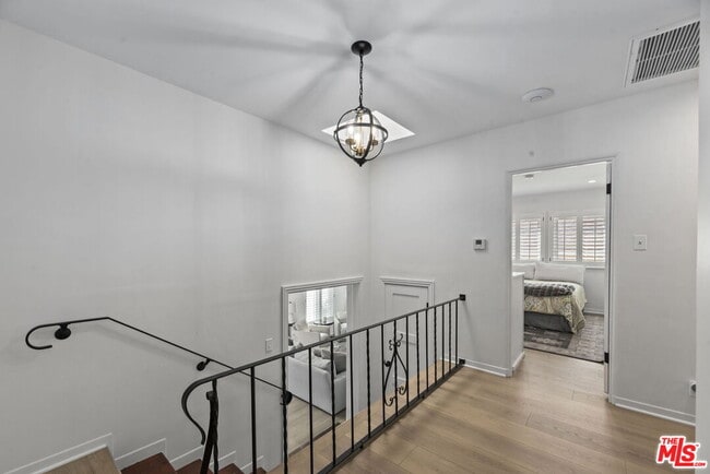 Building Photo - 1517 Glendon Ave
