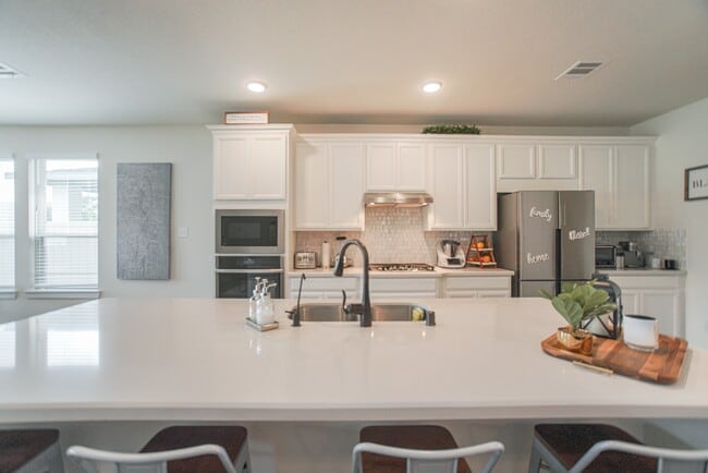 Building Photo - 106 Cedar Hammock Trail