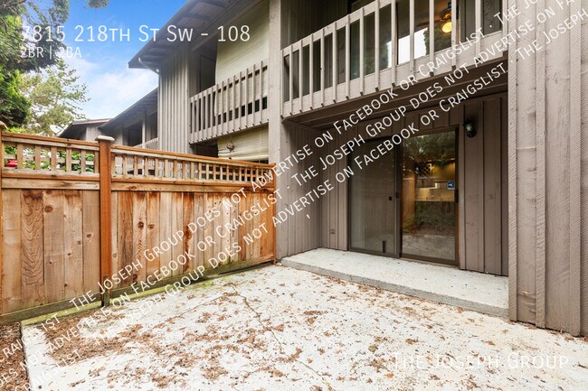 Building Photo - 7815 218th St SW