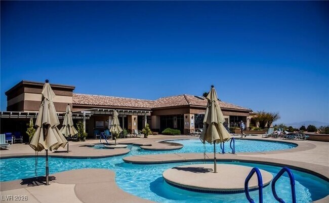 Building Photo - 9004 Litchfield Ave