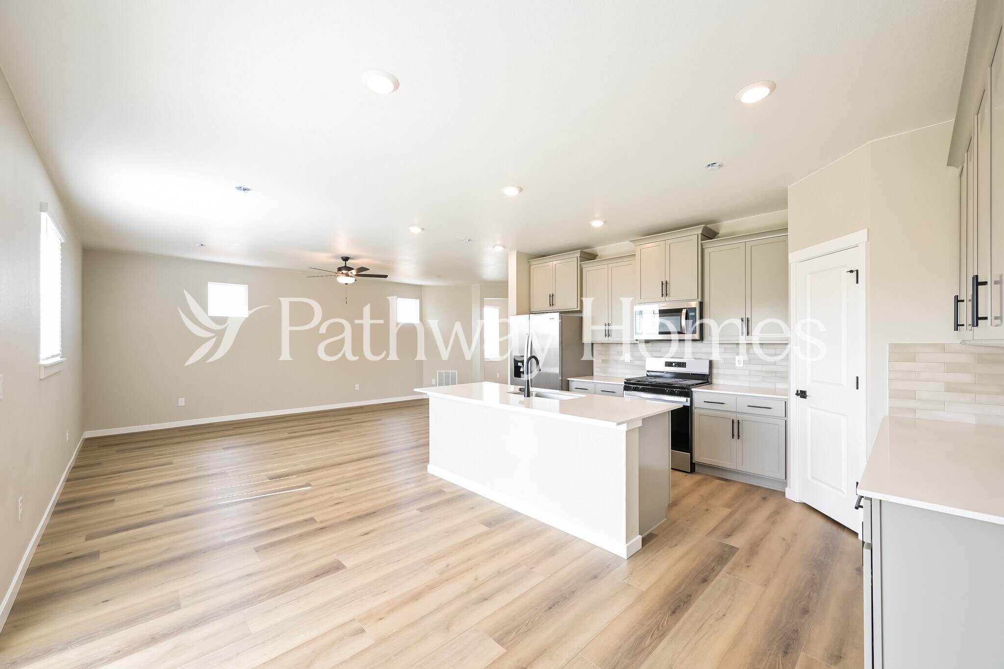 Building Photo - 17941 E 94th Ave