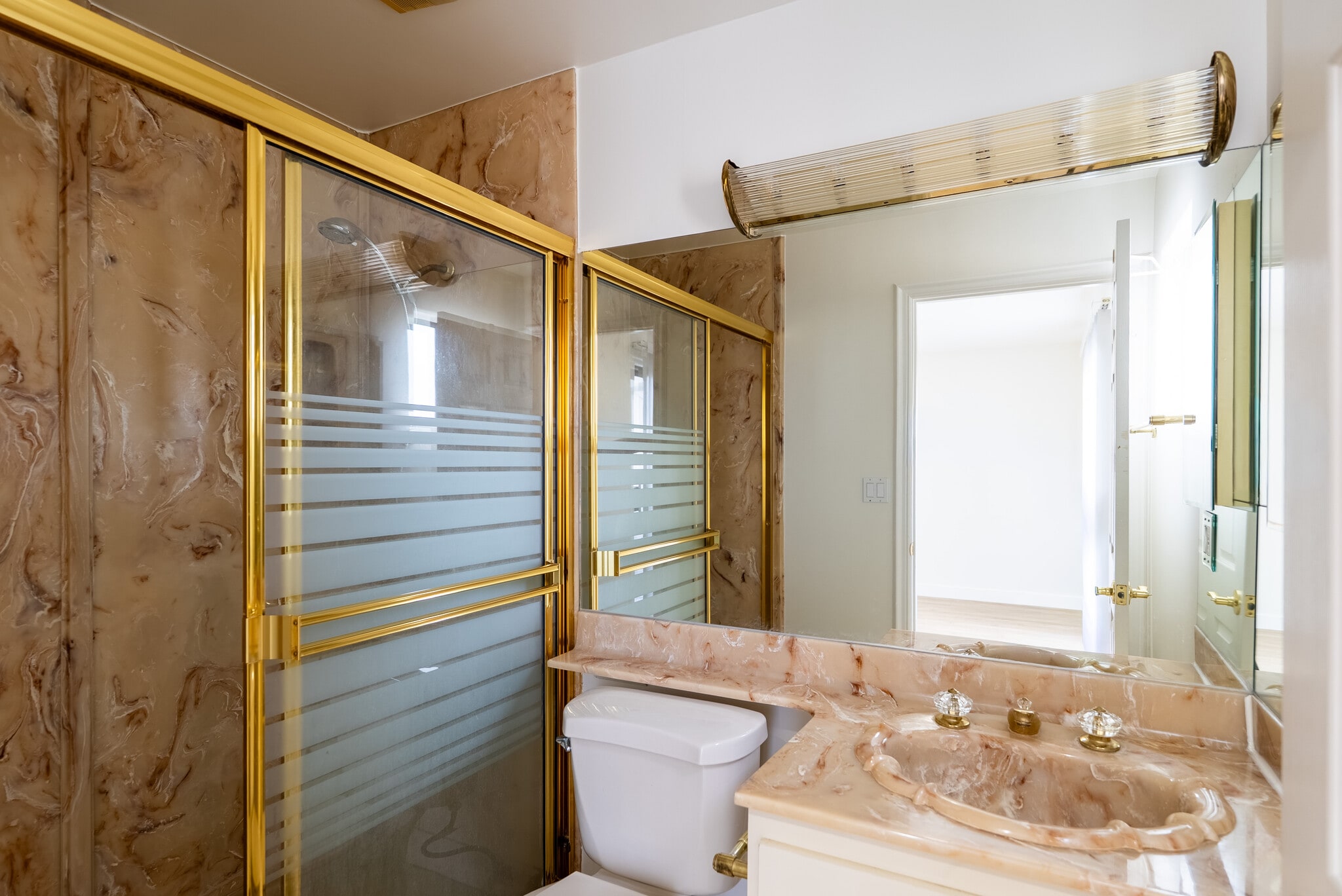 Building Photo - 1758 N Alexandria Ave