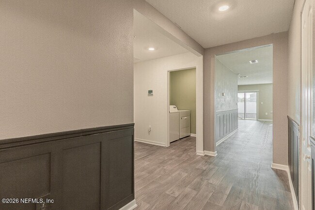 Building Photo - 2288 Setting Sun Wy