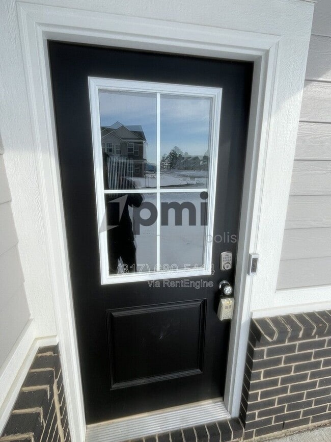 Building Photo - 2948 Woods Edge Dr