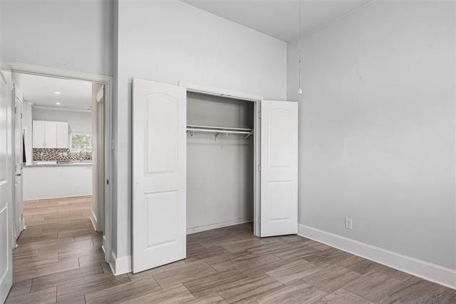 Building Photo - 8406 Willowbrook Dr