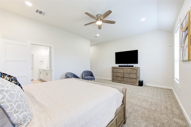 Building Photo - 22534 Petrizzi Ln