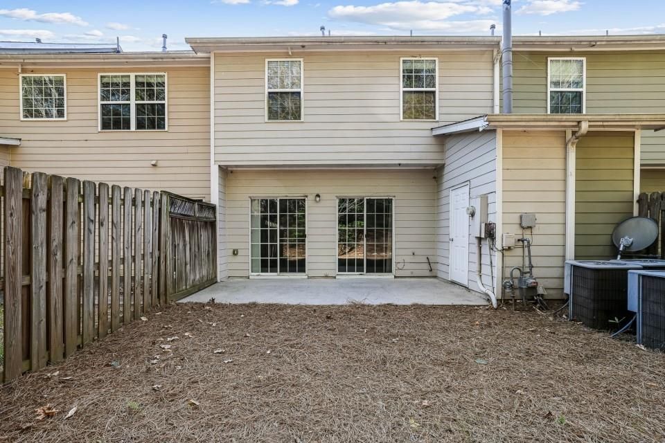 Building Photo - 2872 Cross Creek Ct