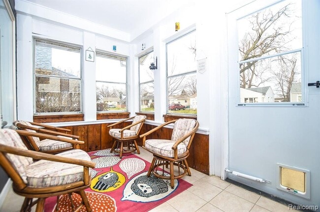 Building Photo - 630 Ardmore Dr