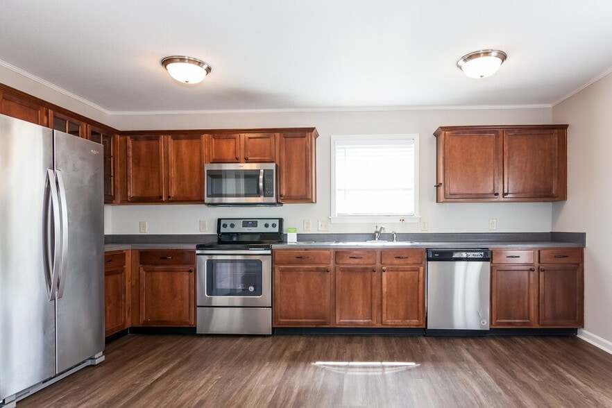 Building Photo - 1401 Matthew Allen Cir