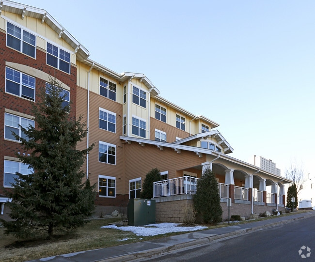 Carty Heights 412 Dunlap St Saint Paul MN 55104 Apartment Finder