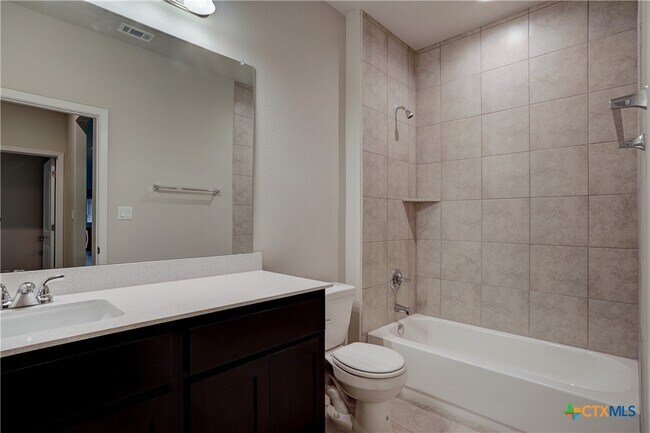 Building Photo - 171 White Dunes Dr