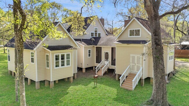 Building Photo - 20802 Pecan Bend Rd