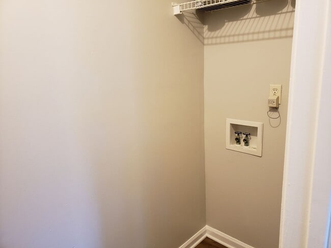 Building Photo - AVAILABLE MID-MARCH 2026! (Pet Friendly)