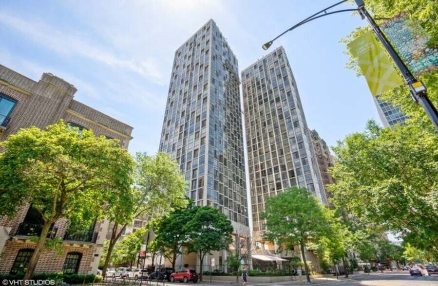 Building Photo - 345 W Fullerton Pky