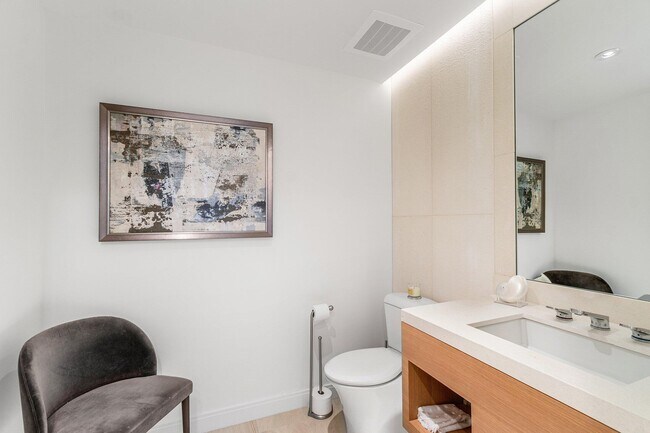 Building Photo - 3550 S Ocean Blvd