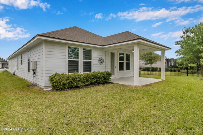 Building Photo - 588 Vista Lake Cir