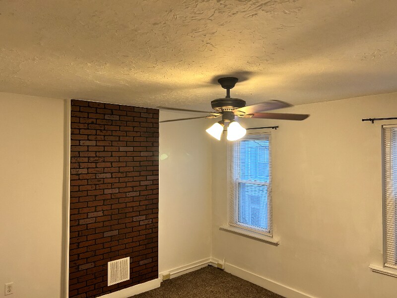 Building Photo - 2439 S Camac St