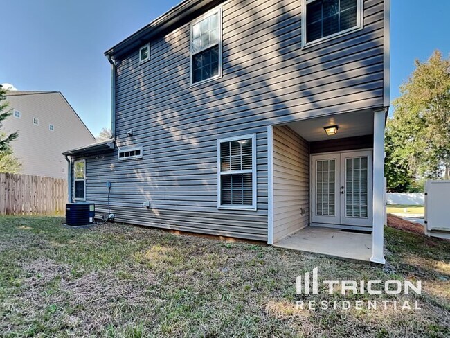Building Photo - 138 Oak Grove Pl