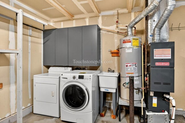 Building Photo - 471 NW 24th St