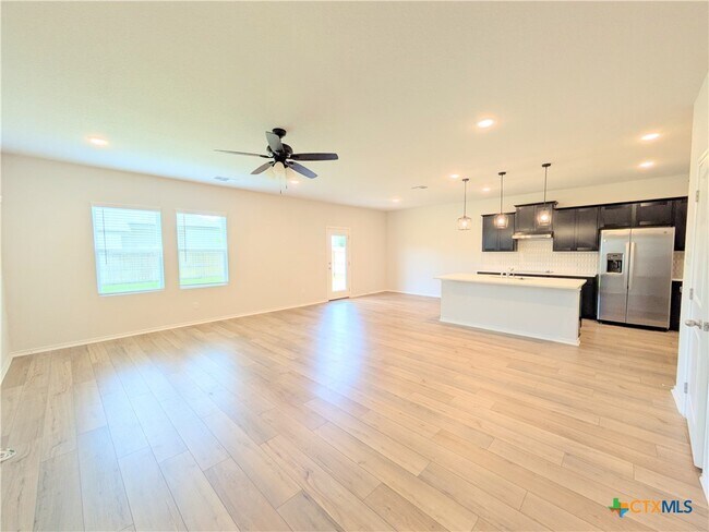 Building Photo - 2548 Windle Ln