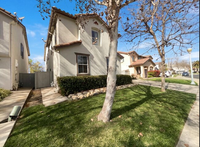 Building Photo - 2724 Bertolani Cir