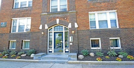 Building Photo - 1419 West 27th St