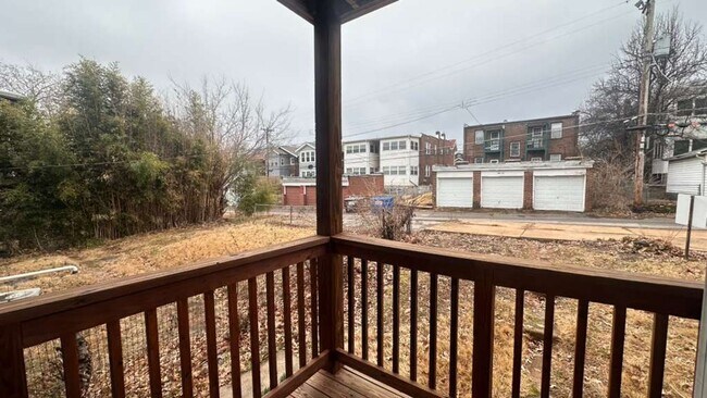 Building Photo - 5042-5044 Pernod Avenue