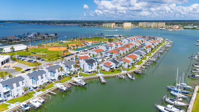 Building Photo - 230 Medallion Blvd