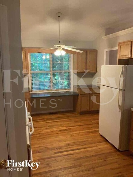 Building Photo - 6550 Remington Dr