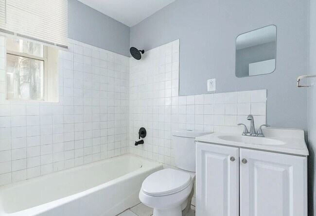 Building Photo - 6100 Nassau Rd