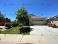 Building Photo - 3 Bedroom 2 Bathroom with Garage covered patio and beautiful yard!