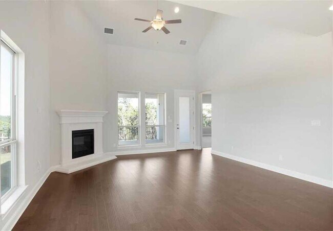 Building Photo - 1120 Positano Pass