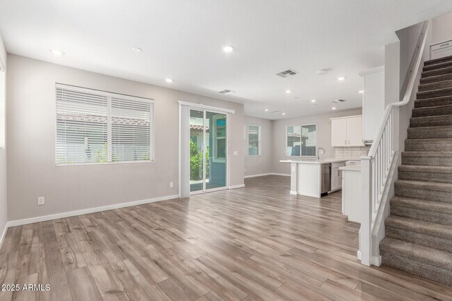 Building Photo - 4833 S Ferric