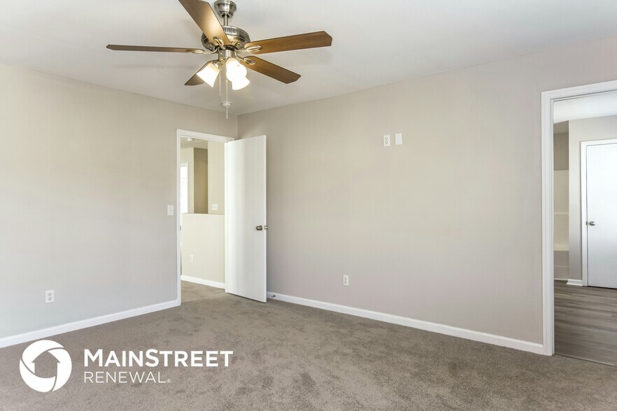 Building Photo - 138 Whitestone Dr NE