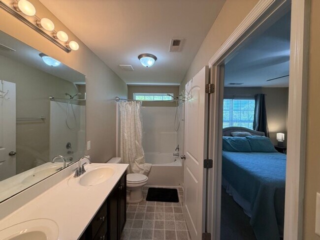 Building Photo - FURNISHED - Oyster Landing Townhome