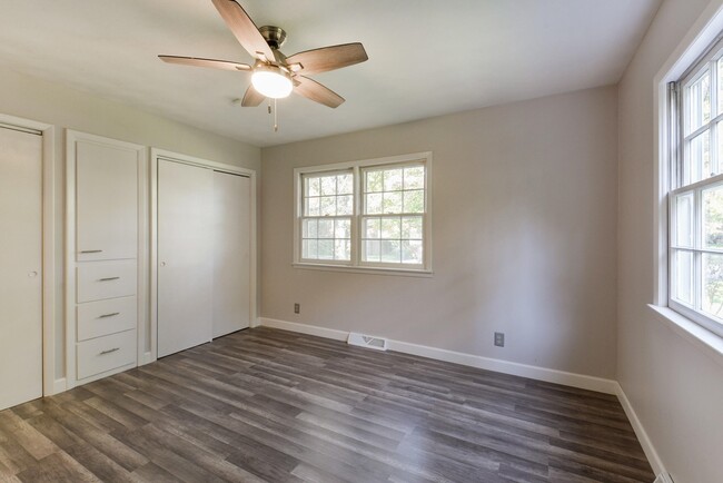 Main Level Bedroom - 2304 E Cardinal St